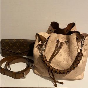 Purse and Wallet